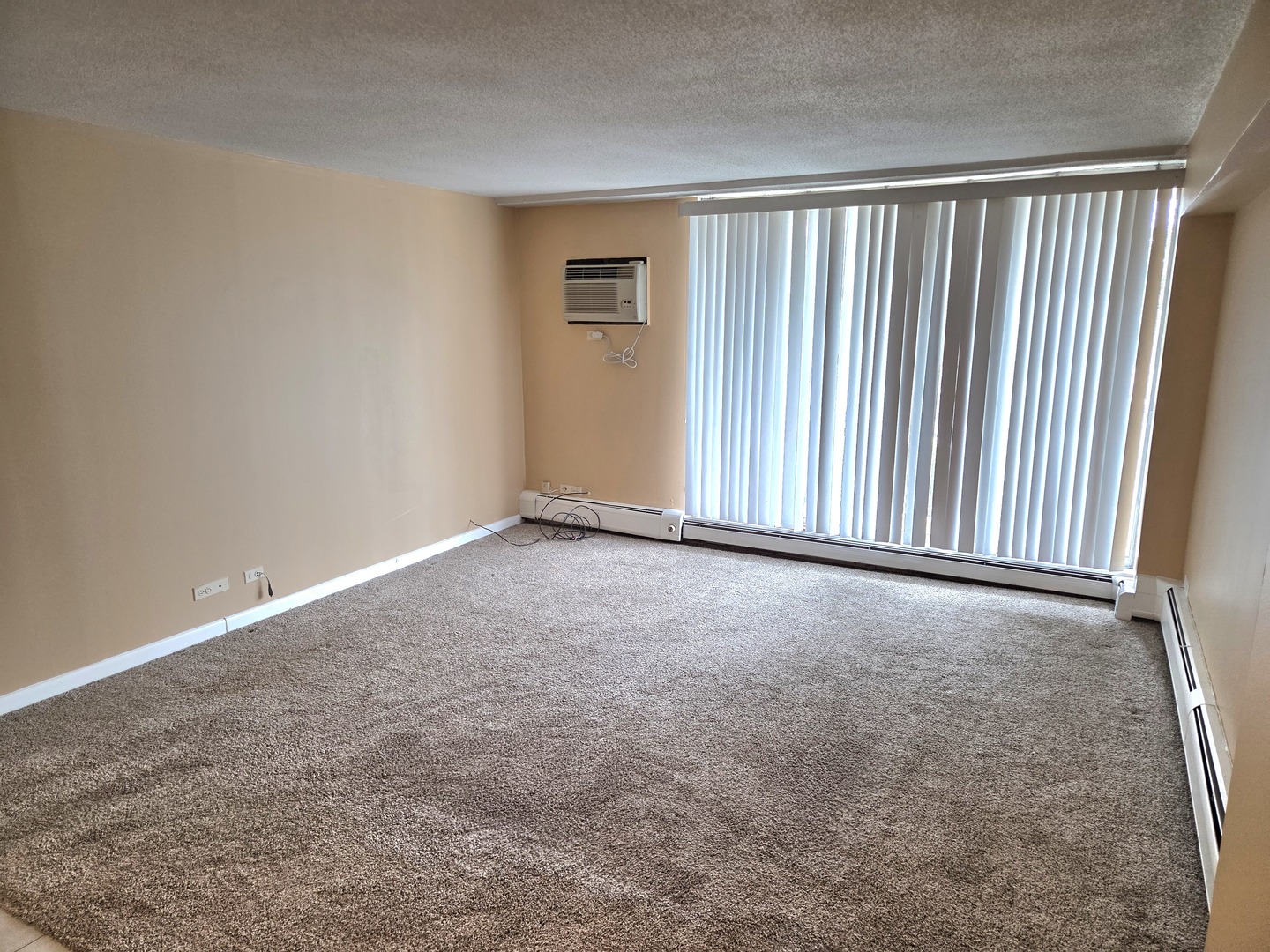 2201 S Highland Avenue #1G, Lombard, IL 60148