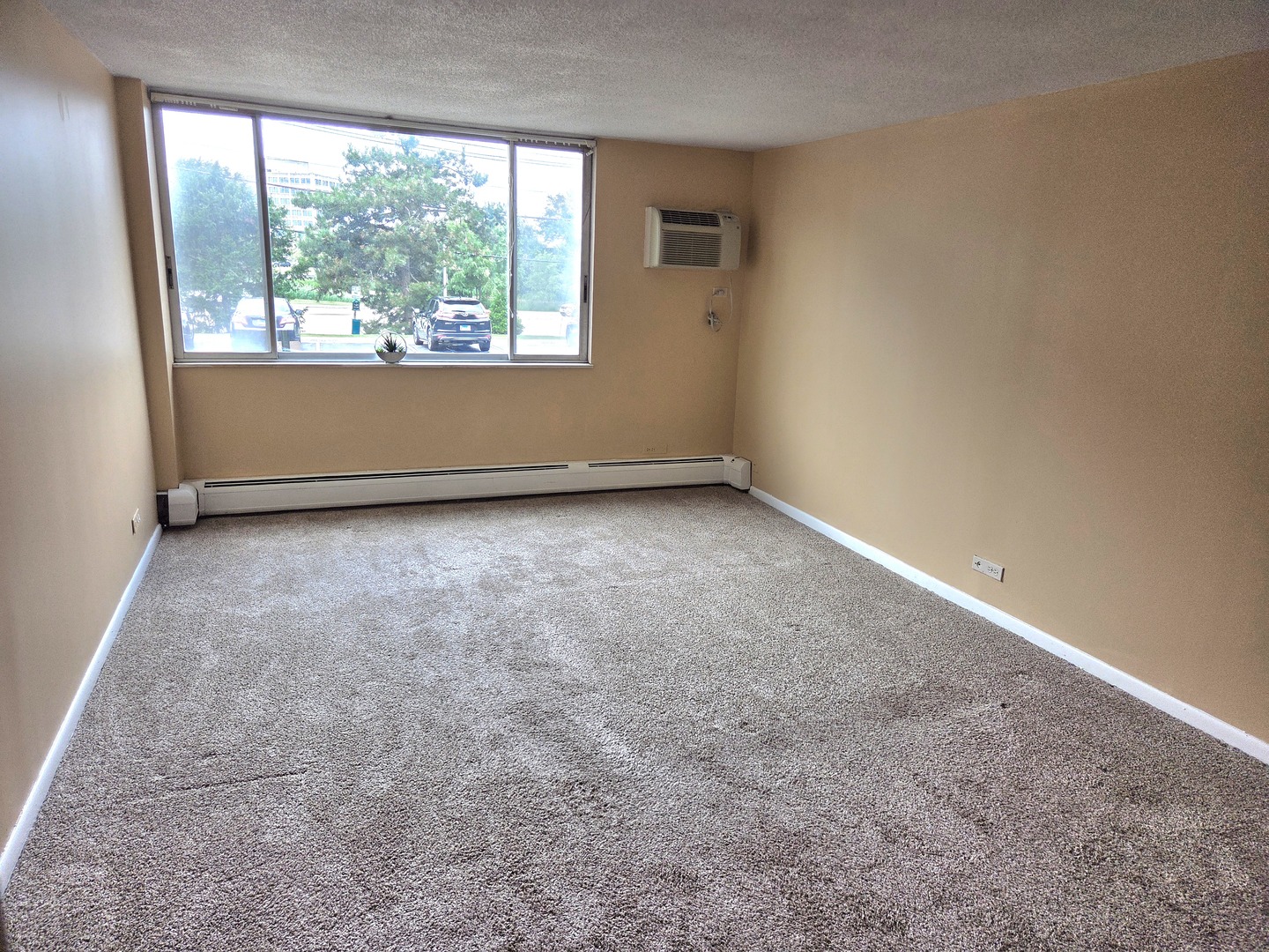 2201 S Highland Avenue #1G, Lombard, IL 60148