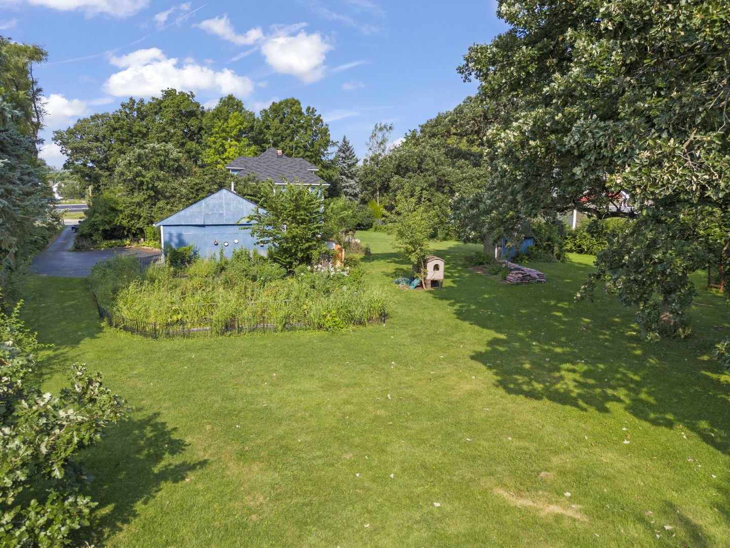 1011 Ingalton Avenue, West Chicago, IL 60185