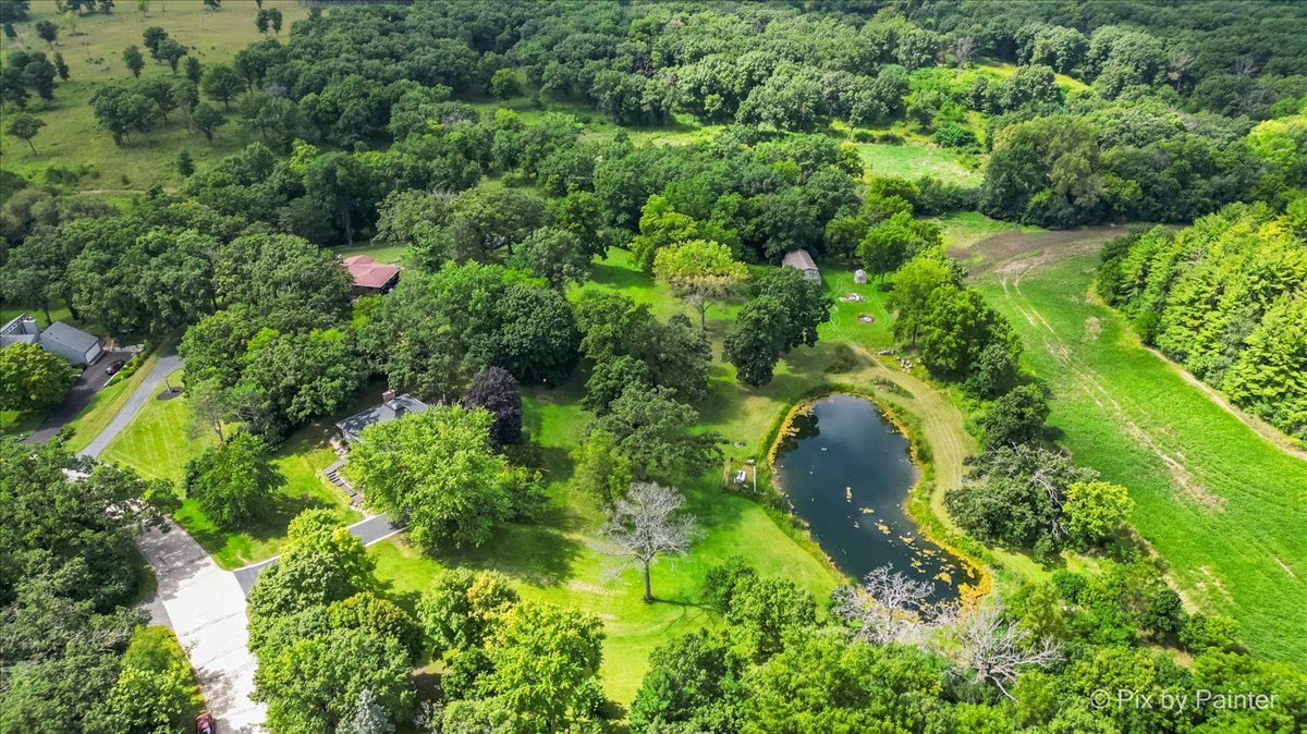 6111 Ridgeview Drive, Huntley, IL 60142