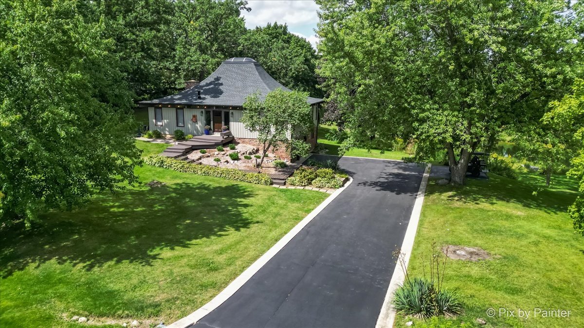 6111 Ridgeview Drive, Huntley, IL 60142