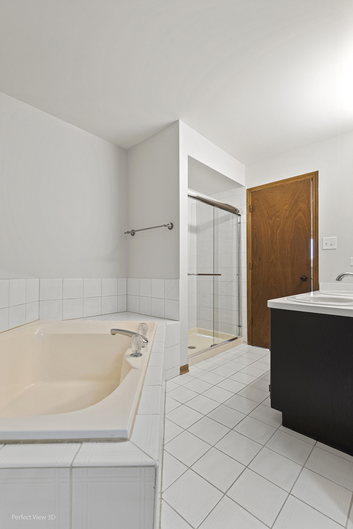 11573 Brook Hill Drive, Orland Park, IL 60467