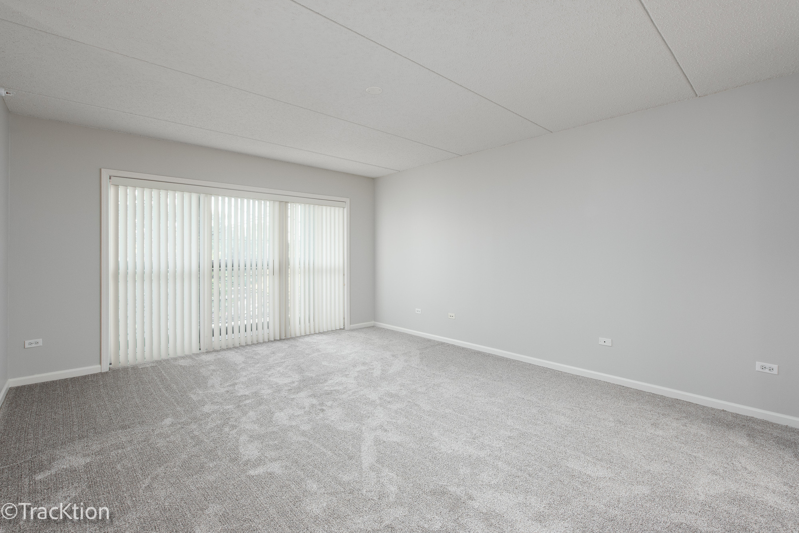 1 S Lincoln Avenue #301, Lombard, IL 60148