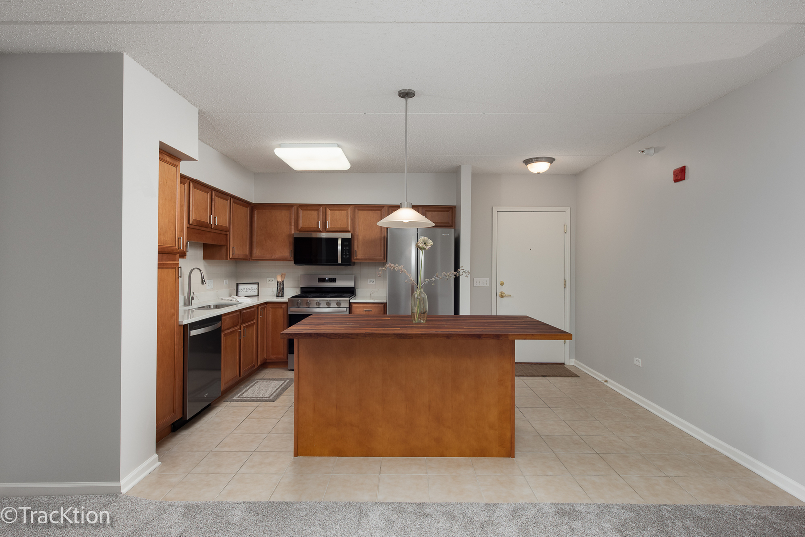 1 S Lincoln Avenue #301, Lombard, IL 60148
