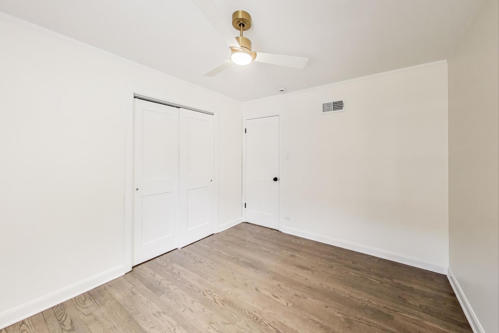 7241 N Overhill Avenue, Chicago, IL 60631