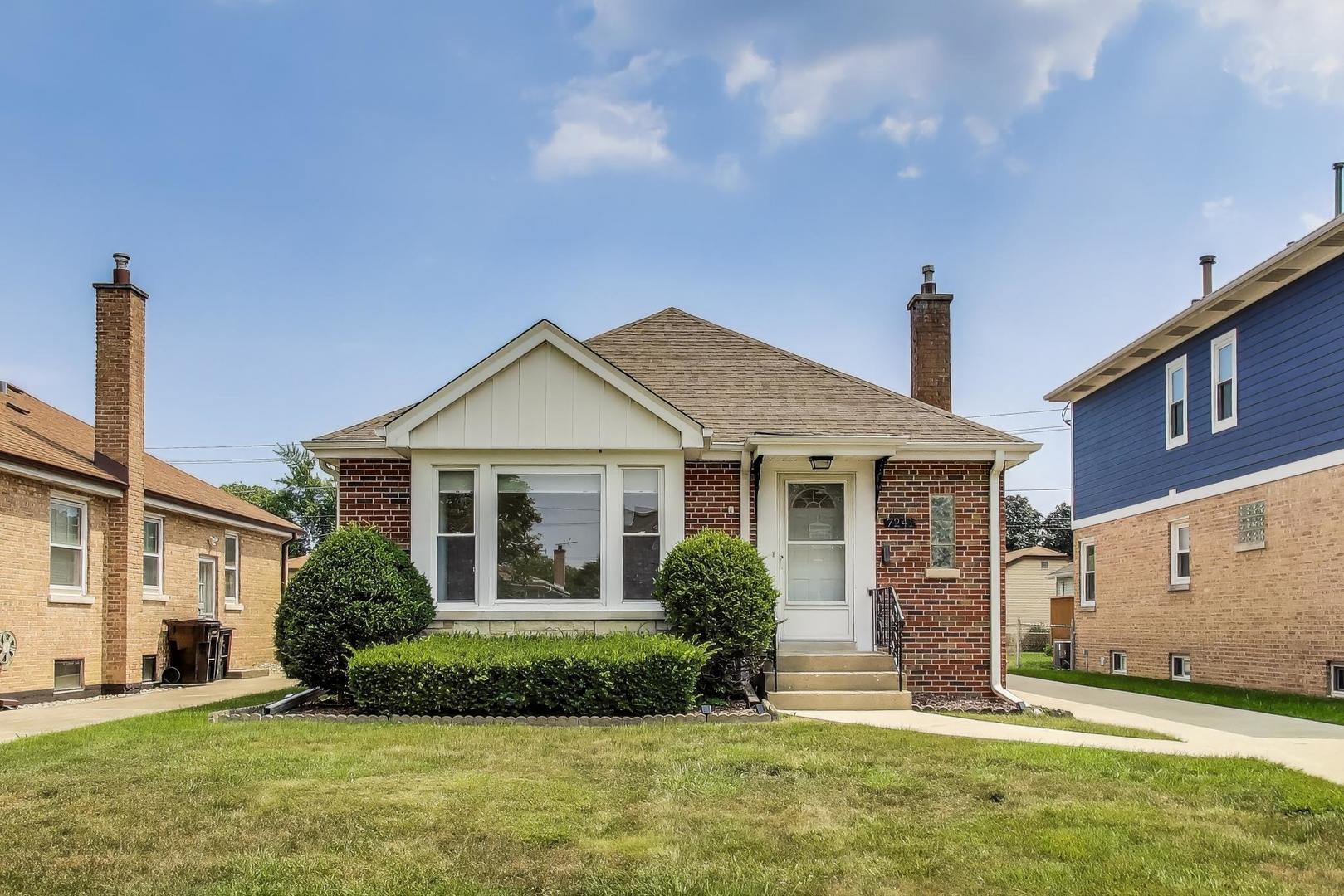 7241 N Overhill Avenue, Chicago, IL 60631