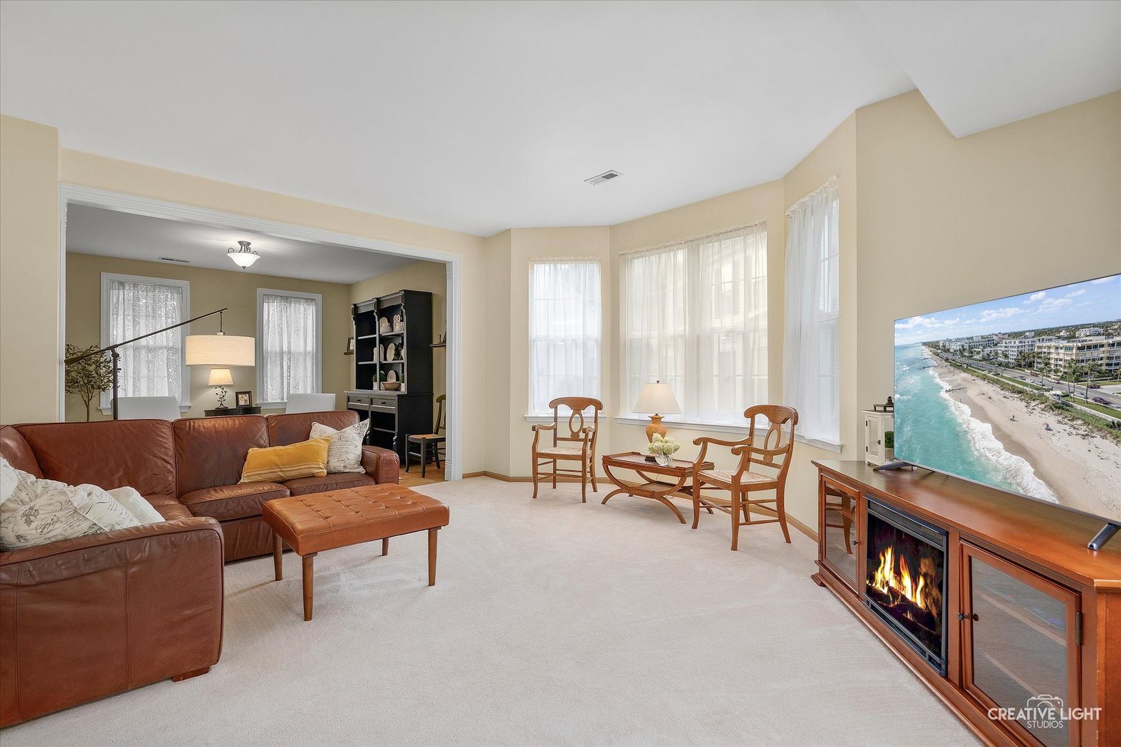 147 Eisenhower Drive, Oswego, IL 60543