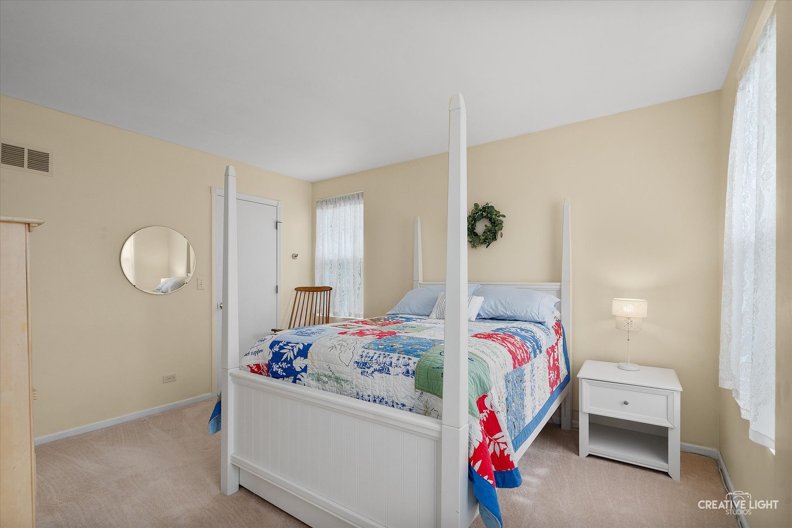 147 Eisenhower Drive, Oswego, IL 60543