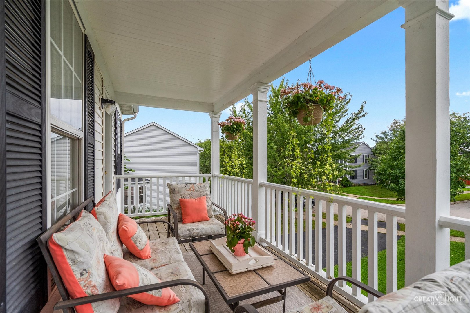 147 Eisenhower Drive, Oswego, IL 60543