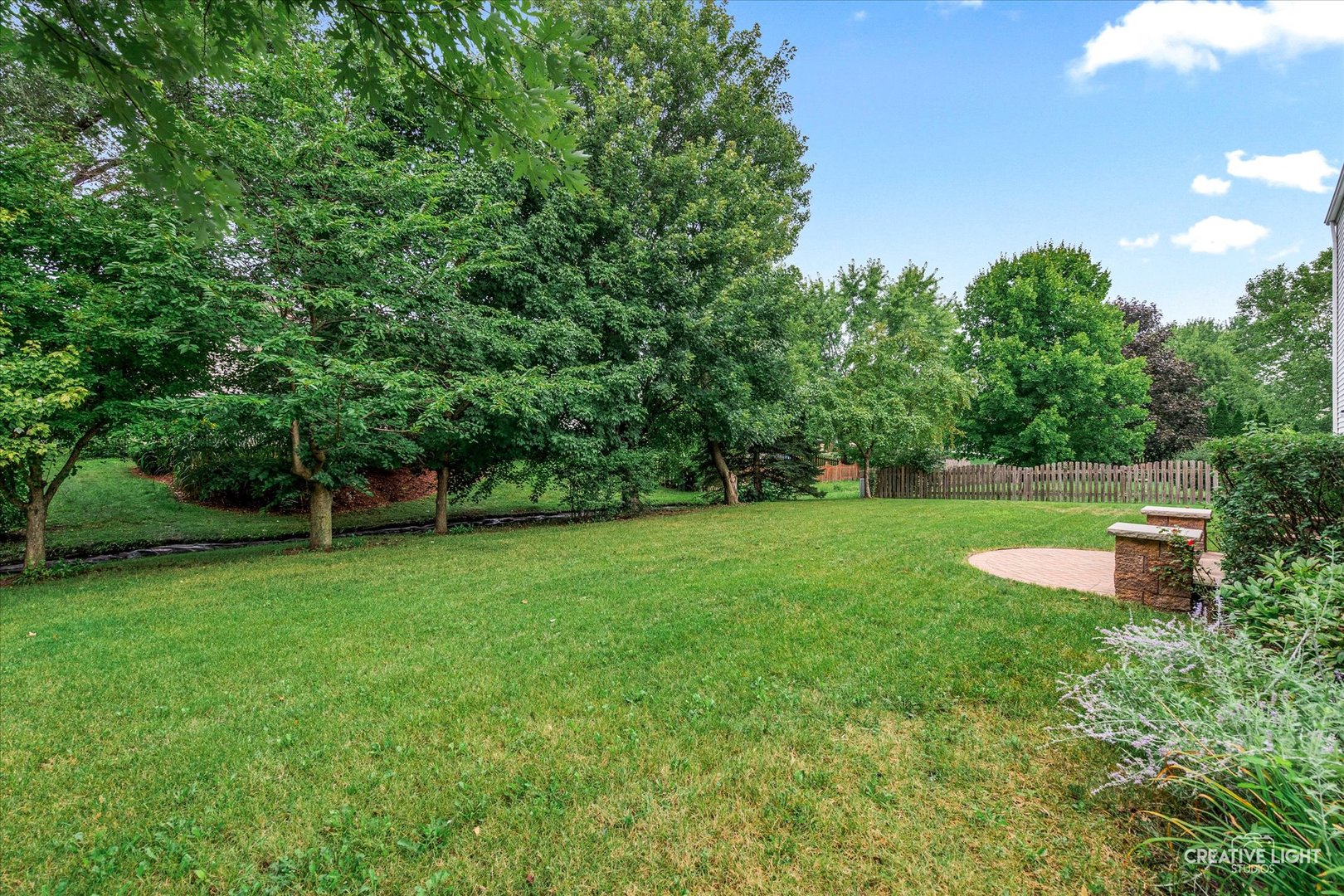 147 Eisenhower Drive, Oswego, IL 60543