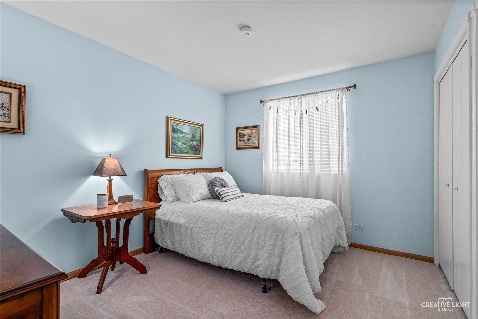 147 Eisenhower Drive, Oswego, IL 60543