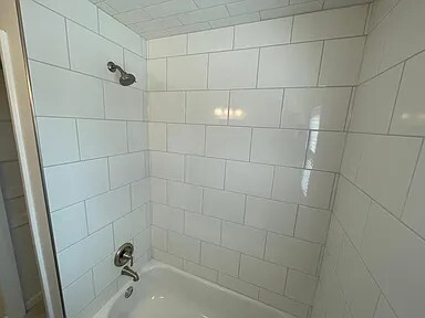 119 E Sunnyside Avenue, Libertyville, IL 60048