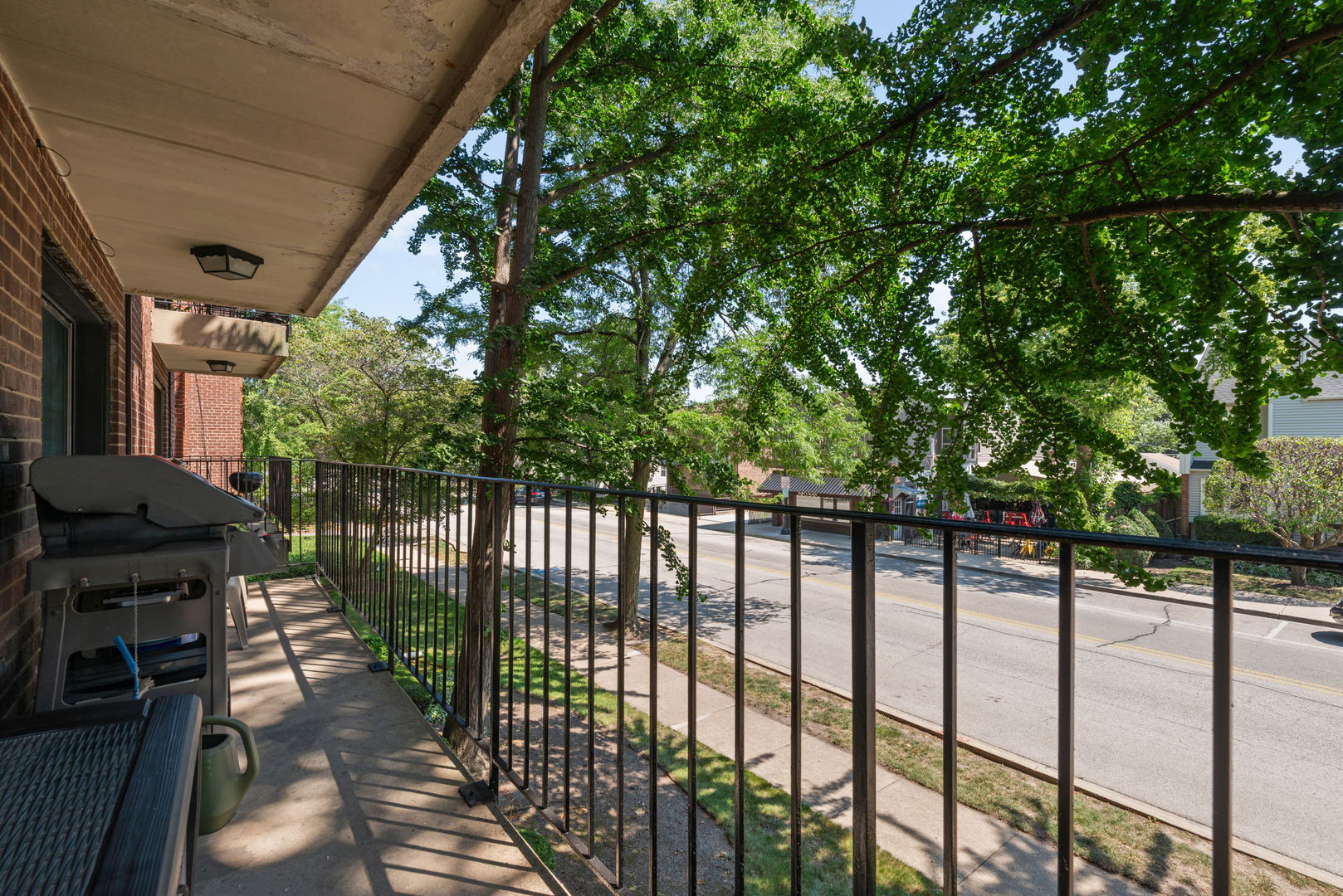 6330 Lincoln Avenue #2E, Morton Grove, IL 60053