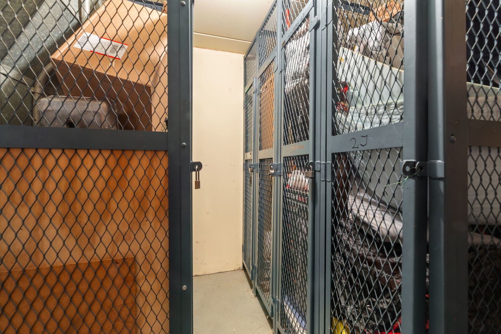 6330 Lincoln Avenue #2E, Morton Grove, IL 60053