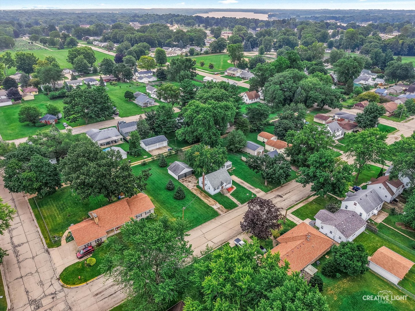 1716 17th Avenue, Sterling, IL 61081