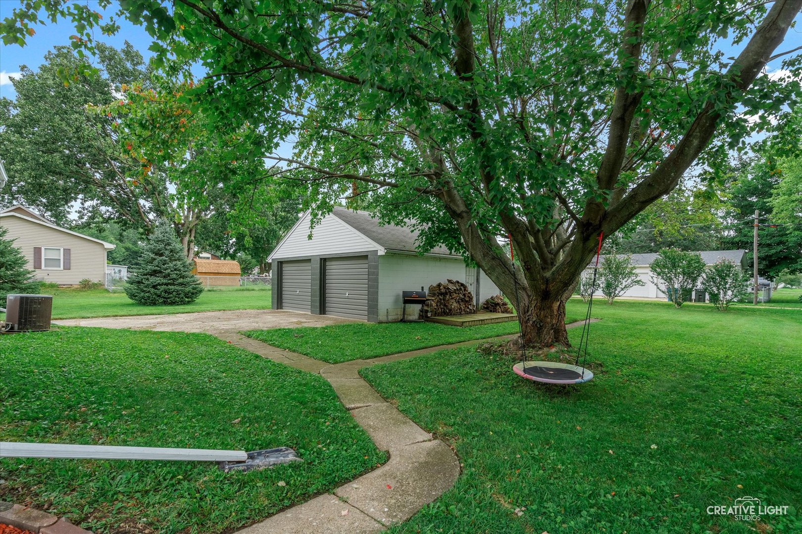1716 17th Avenue, Sterling, IL 61081