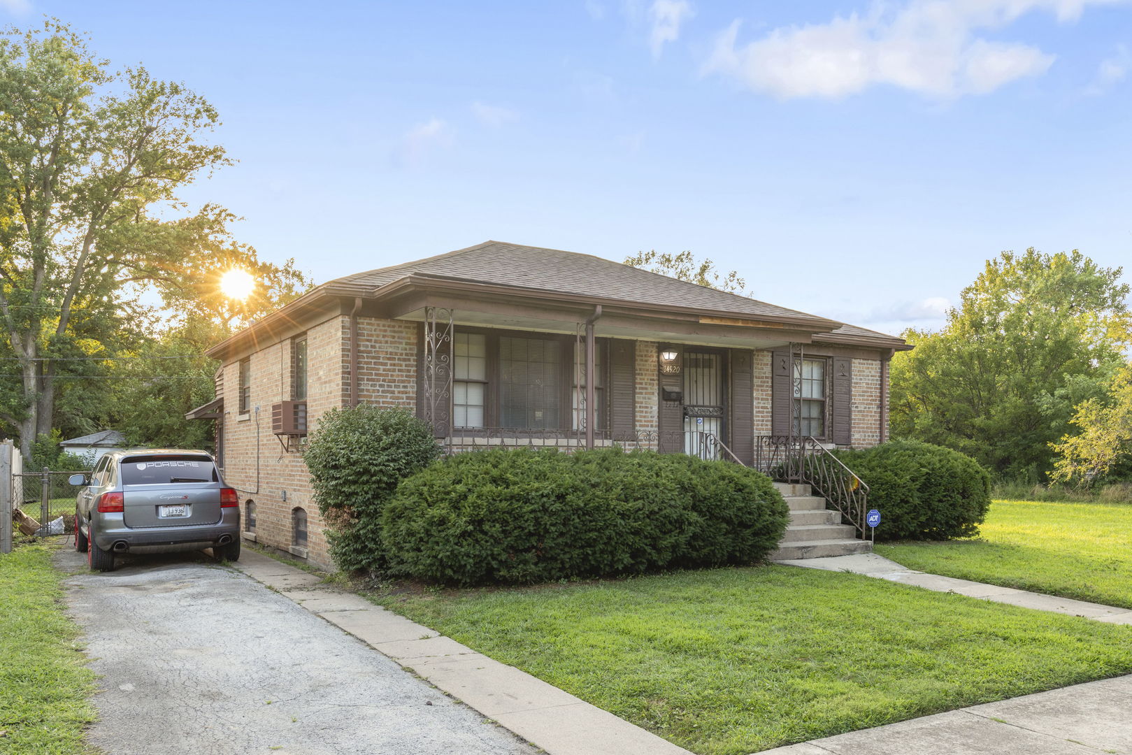 14920 Hoyne Avenue, Harvey, IL 60426