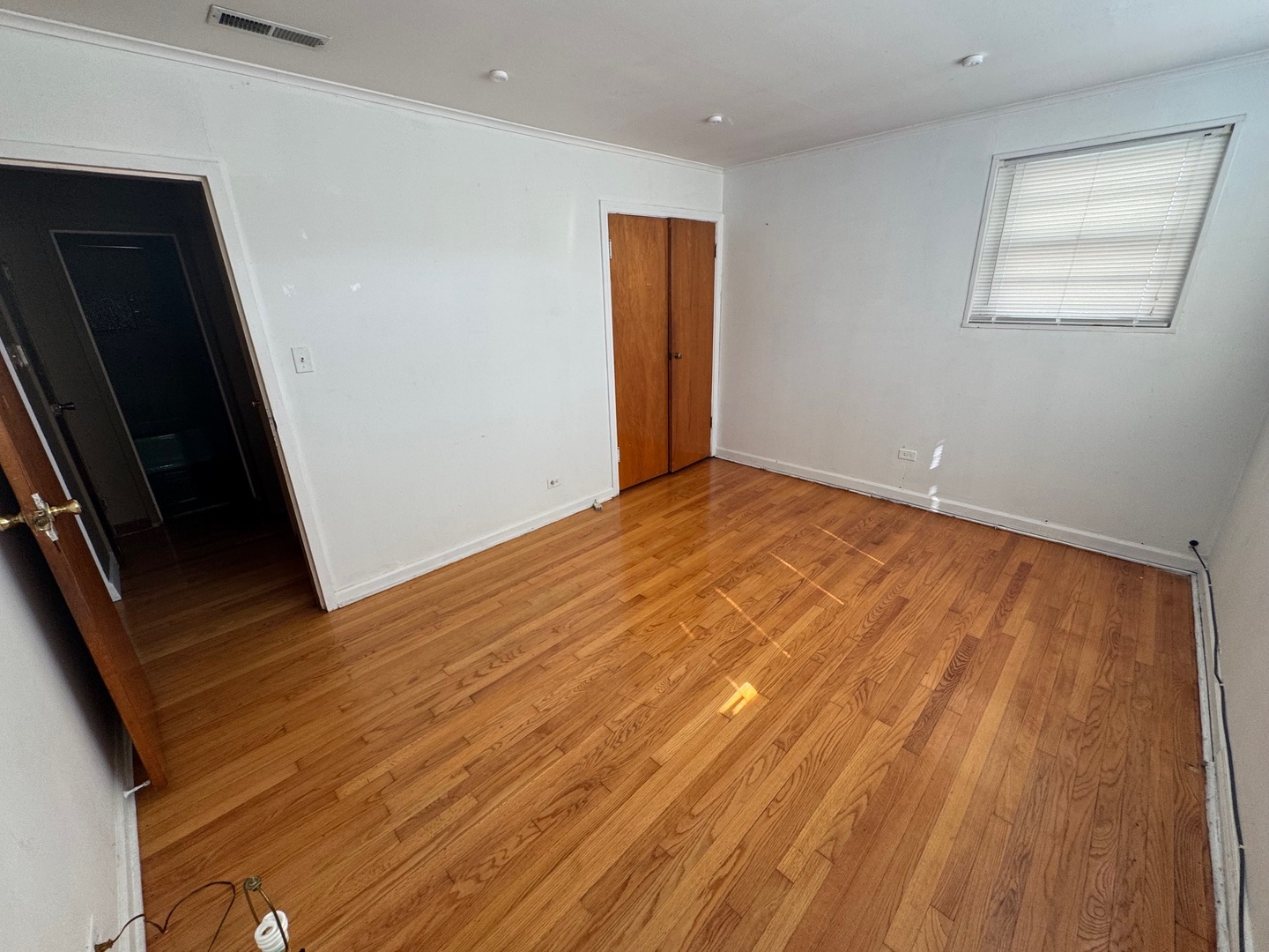 10728 S Pulaski Road, Oak Lawn, IL 60453
