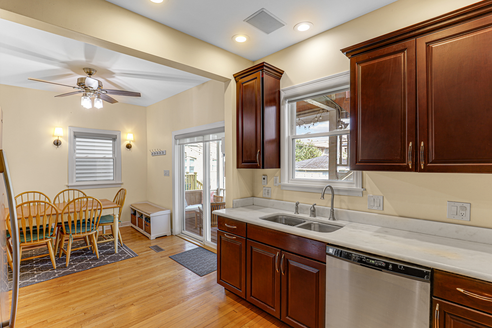 830 Elgin Avenue, Forest Park, IL 60130