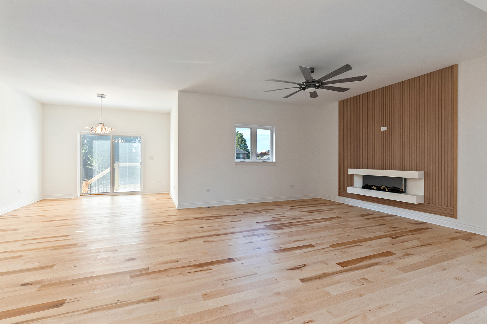6705 W 91st Place, Oak Lawn, IL 60453