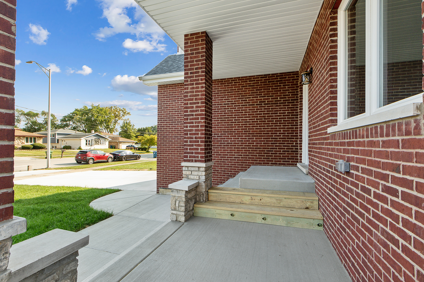 6705 W 91st Place, Oak Lawn, IL 60453