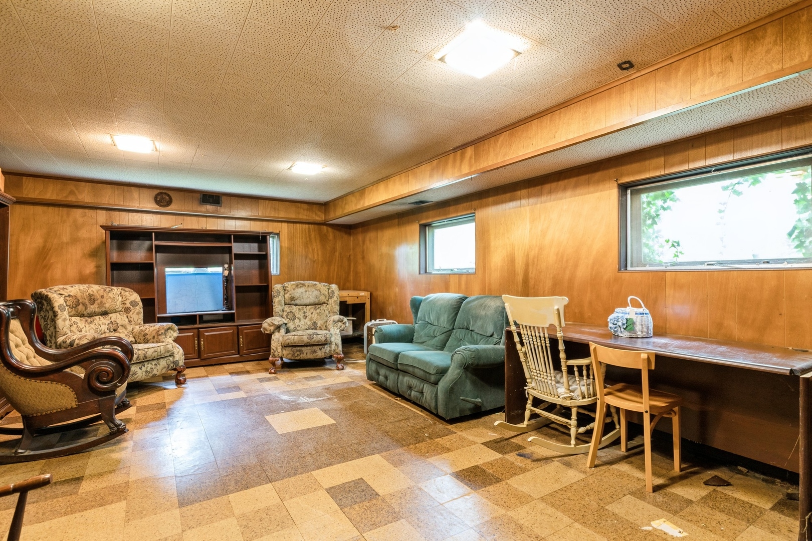 604 E Camp Mcdonald Road, Prospect Heights, IL 60070