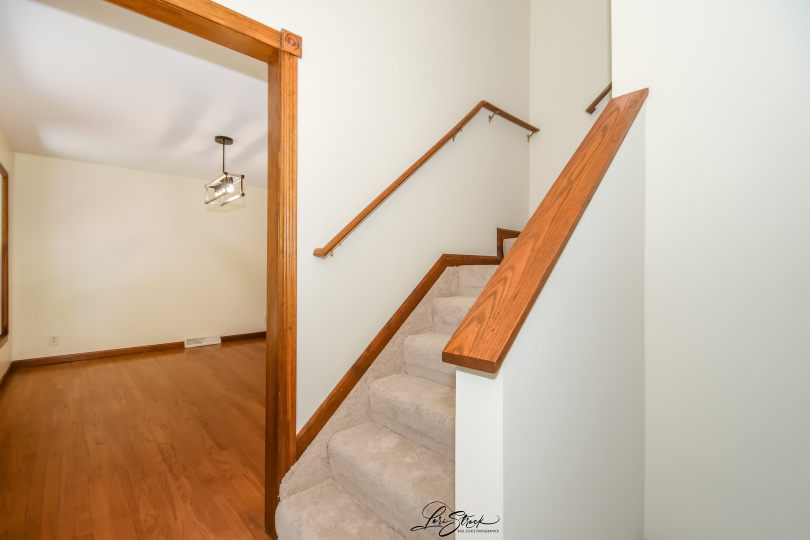 37 N West Drive, Oswego, IL 60543