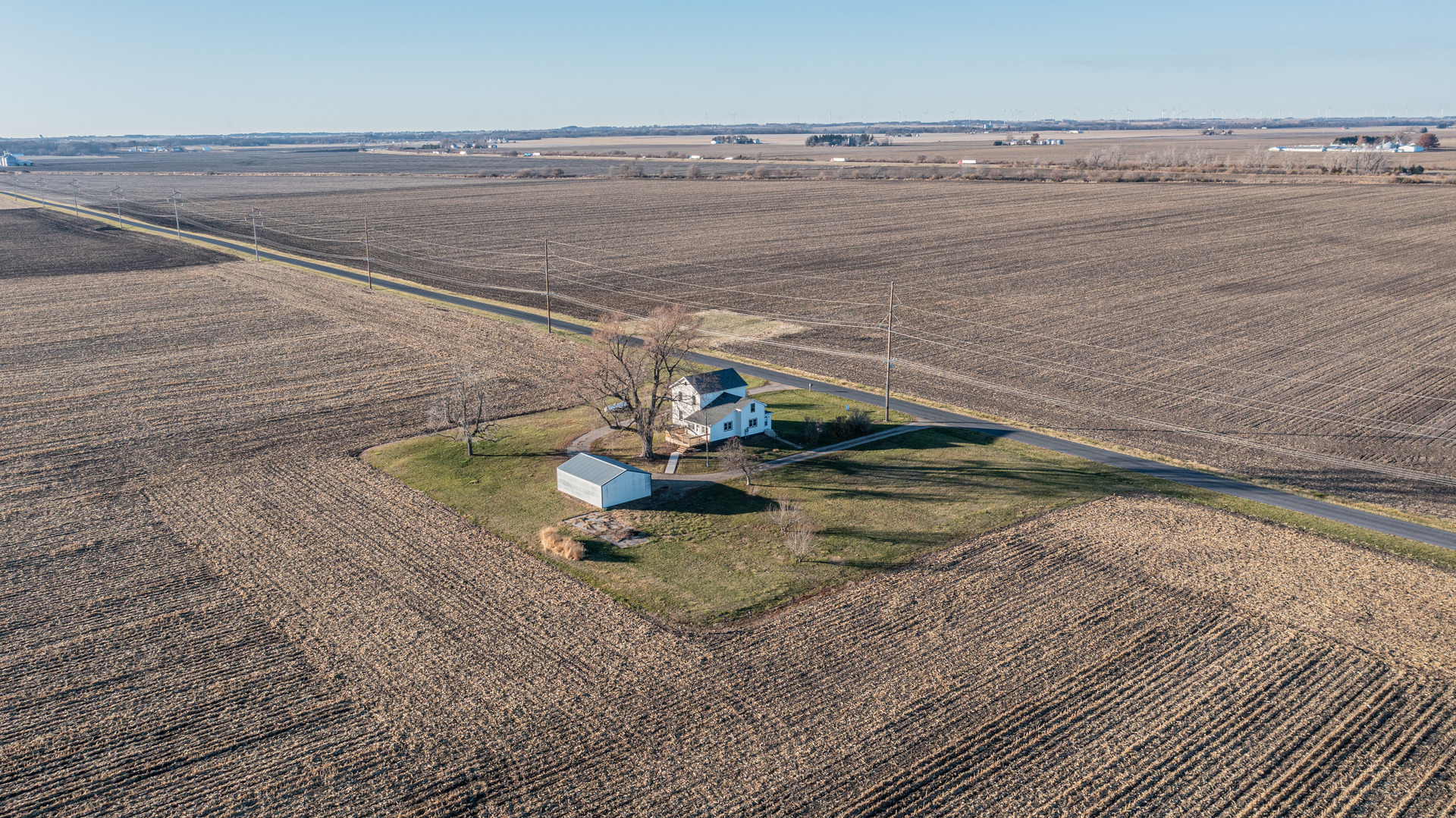 17394 1600 North Avenue, Princeton, IL 61356