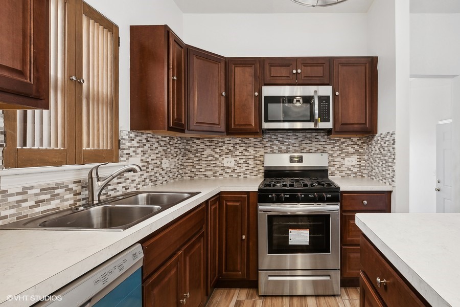 39 E 89th Street, Chicago, IL 60619