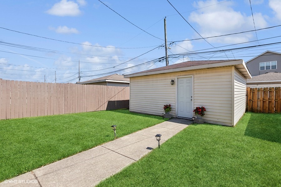 39 E 89th Street, Chicago, IL 60619