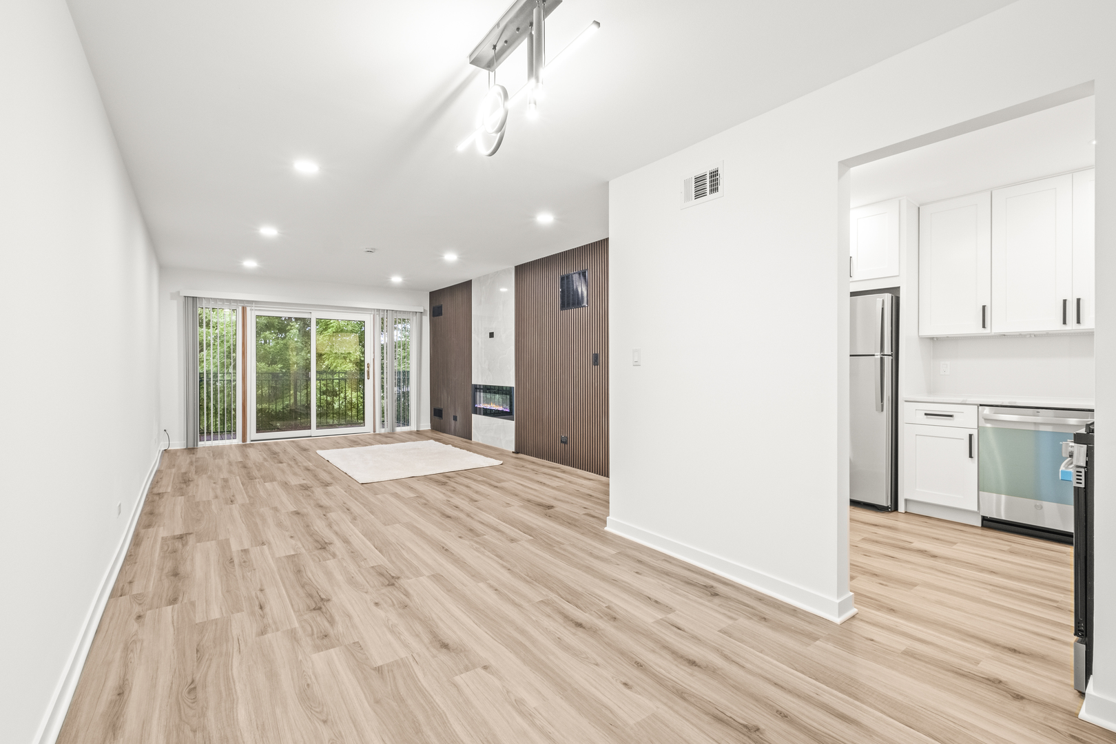 5100 Carriageway Drive #308, Rolling Meadows, IL 60008