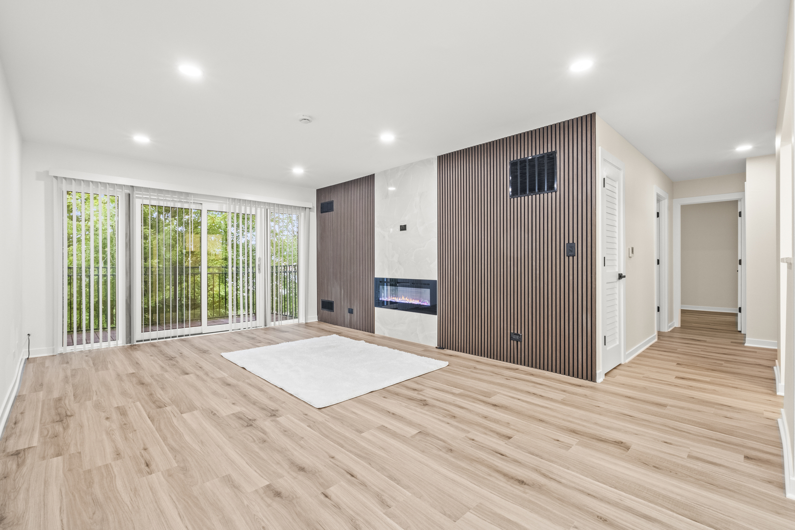 5100 Carriageway Drive #308, Rolling Meadows, IL 60008