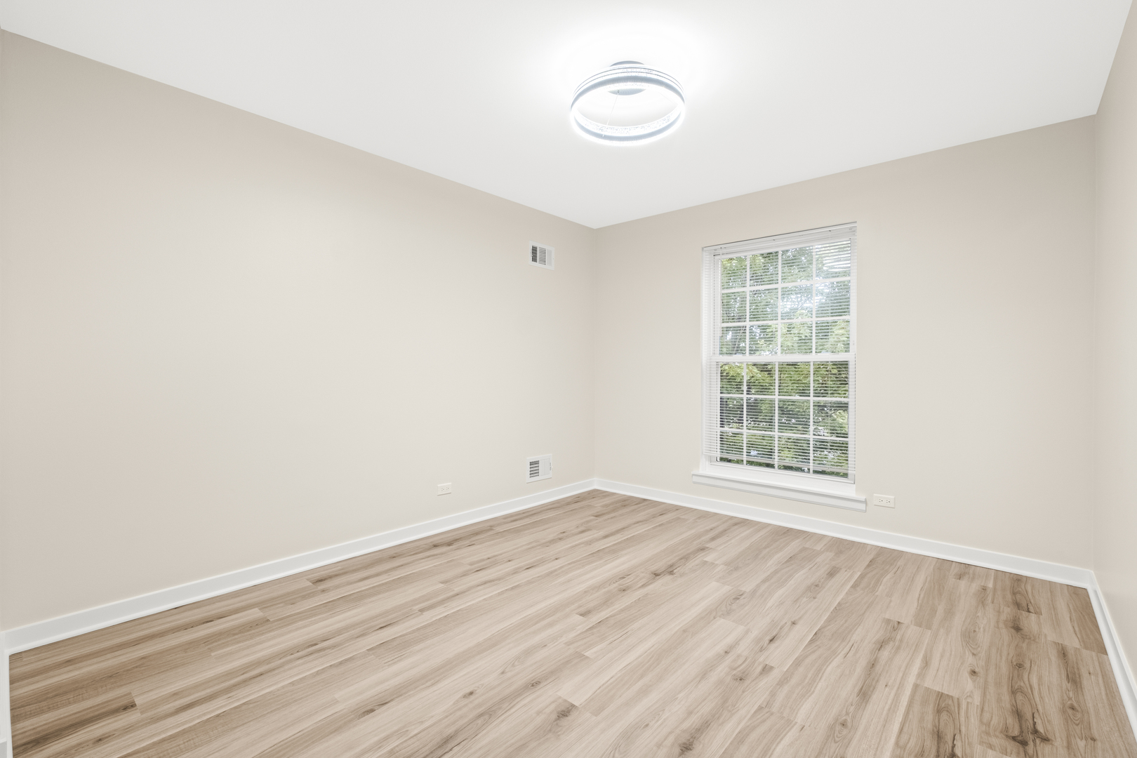 5100 Carriageway Drive #308, Rolling Meadows, IL 60008