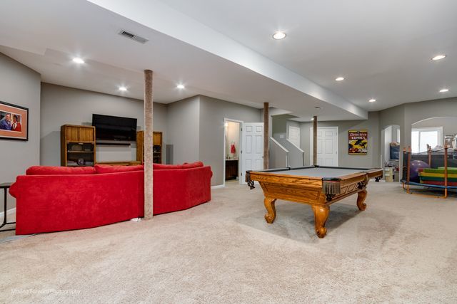 103 S Cranberry Street, Bolingbrook, IL 60490