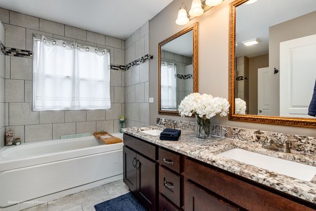 103 S Cranberry Street, Bolingbrook, IL 60490