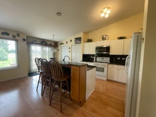 236 Jonathan Way, Bolingbrook, IL 60490