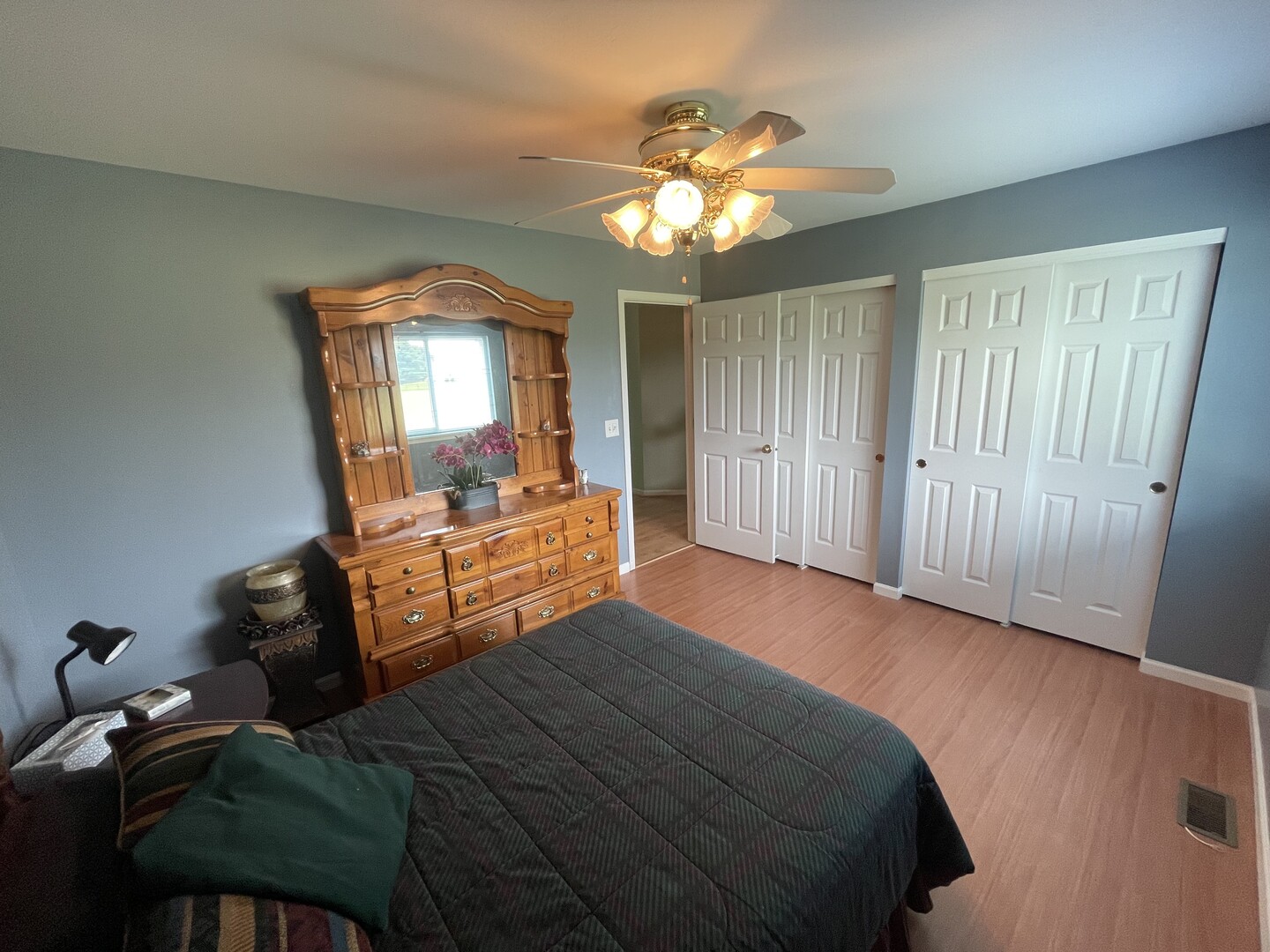 236 Jonathan Way, Bolingbrook, IL 60490