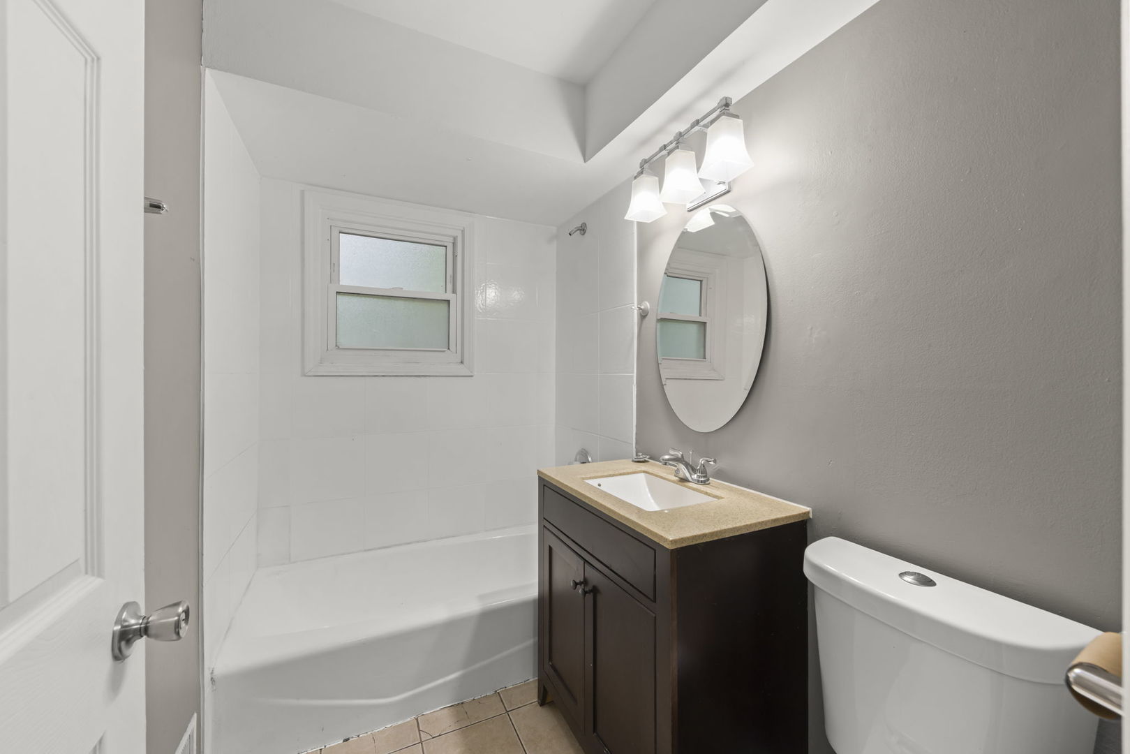 815 W 187th Street, Glenwood, IL 60425