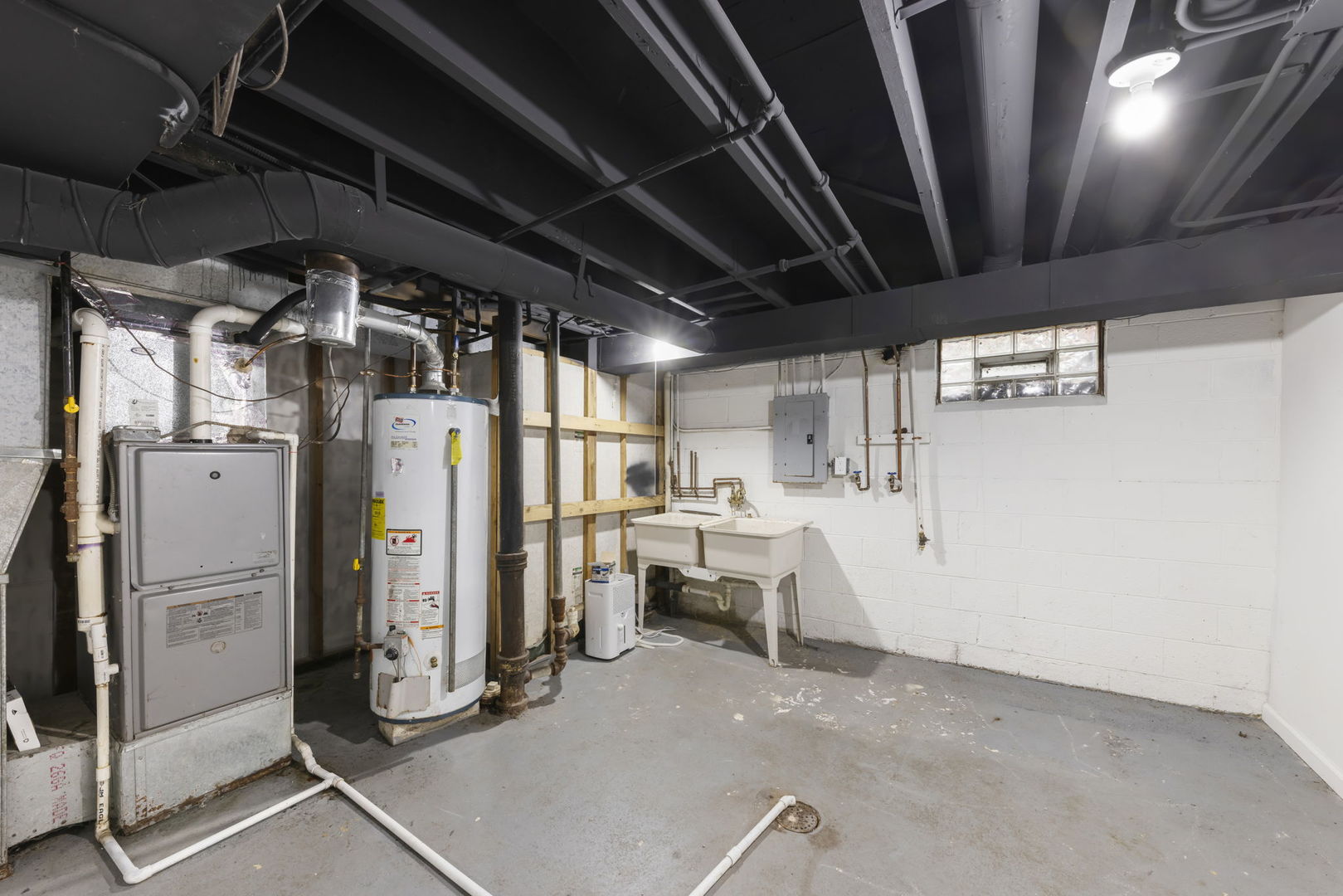 815 W 187th Street, Glenwood, IL 60425