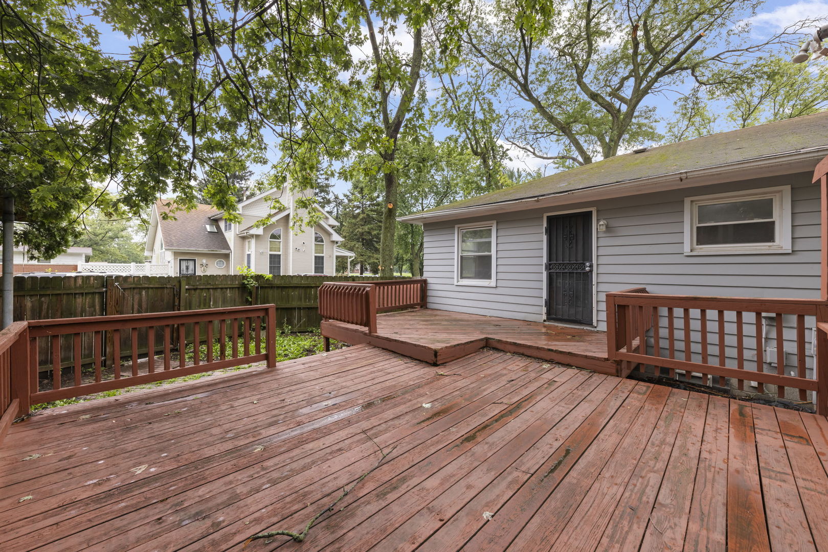 815 W 187th Street, Glenwood, IL 60425