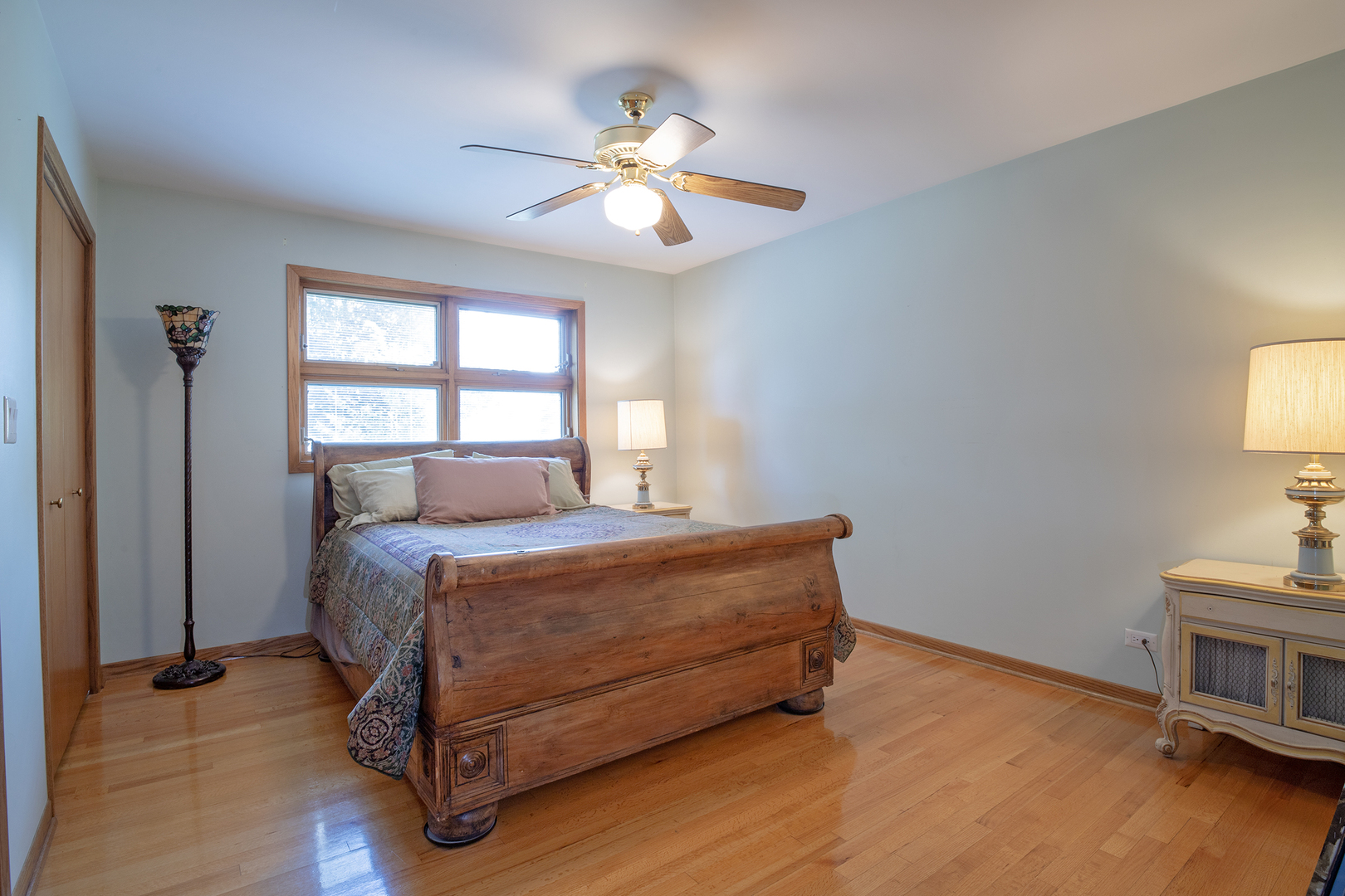 809 Tide Court, Wheeling, IL 60090