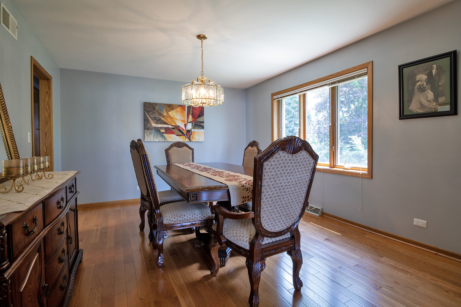 809 Tide Court, Wheeling, IL 60090