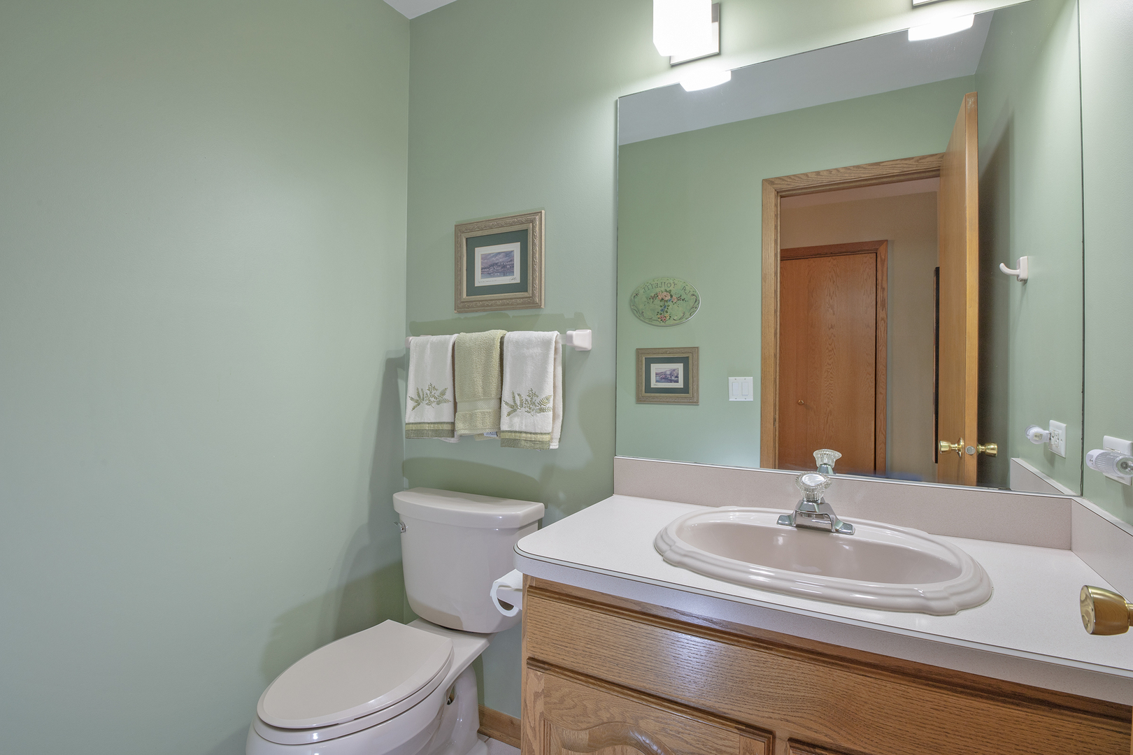 809 Tide Court, Wheeling, IL 60090