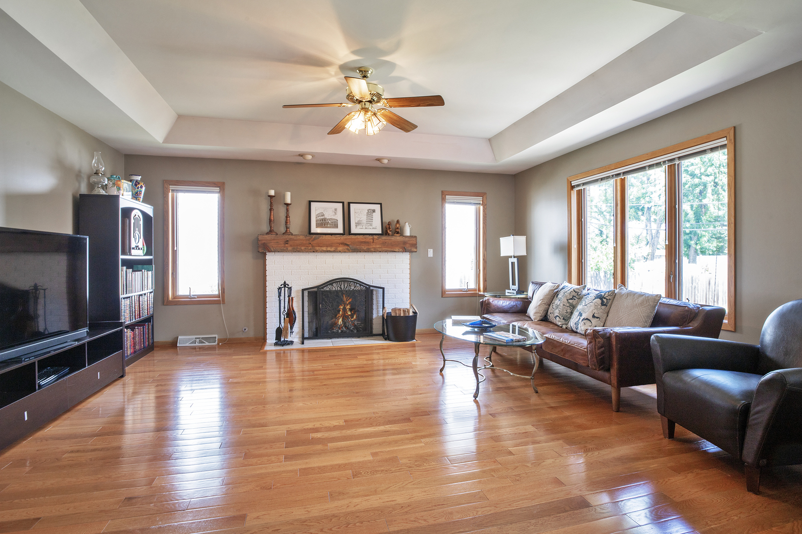 809 Tide Court, Wheeling, IL 60090