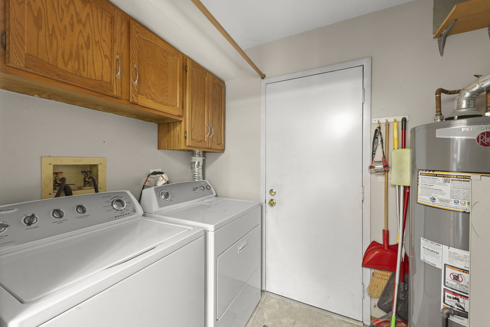 2482 BRUNSWICK Circle #A1, Woodridge, IL 60517