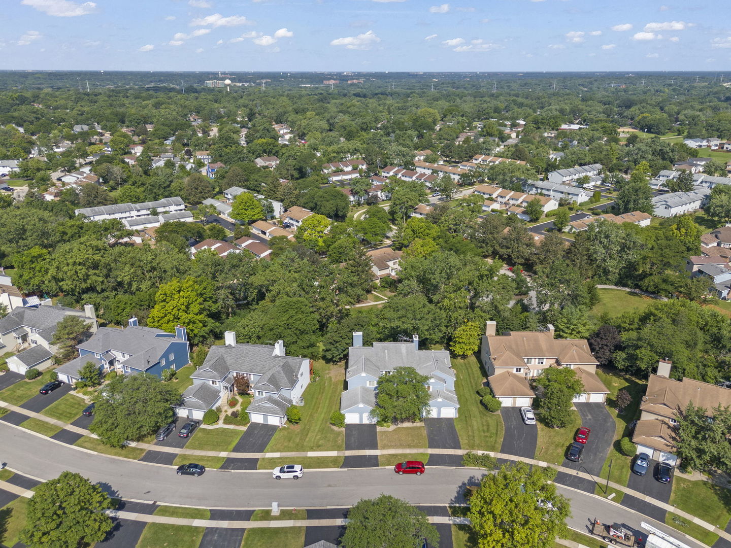 2482 BRUNSWICK Circle #A1, Woodridge, IL 60517