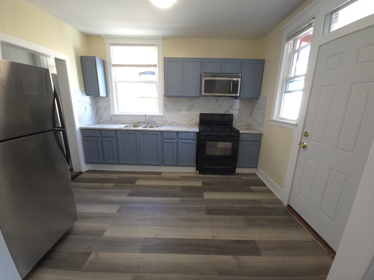 6945 S Peoria Street, Chicago, IL 60621