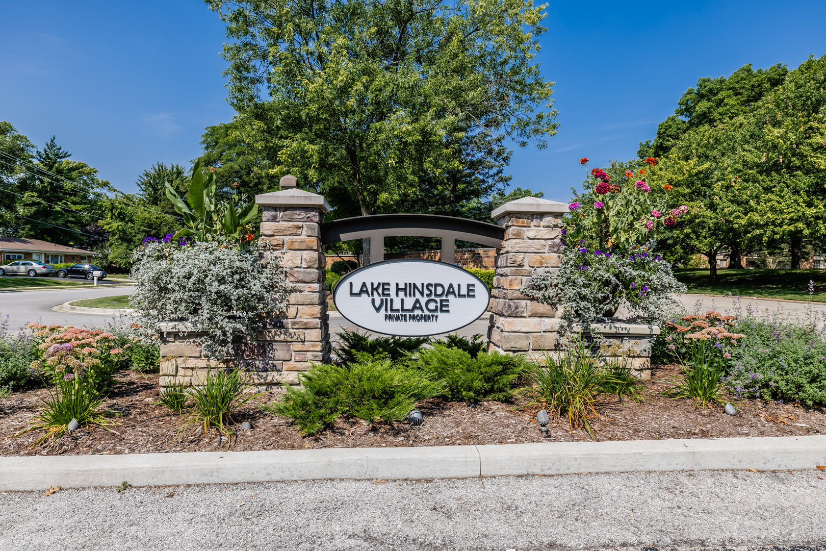 101 Lake Hinsdale Drive #301, Willowbrook, IL 60527
