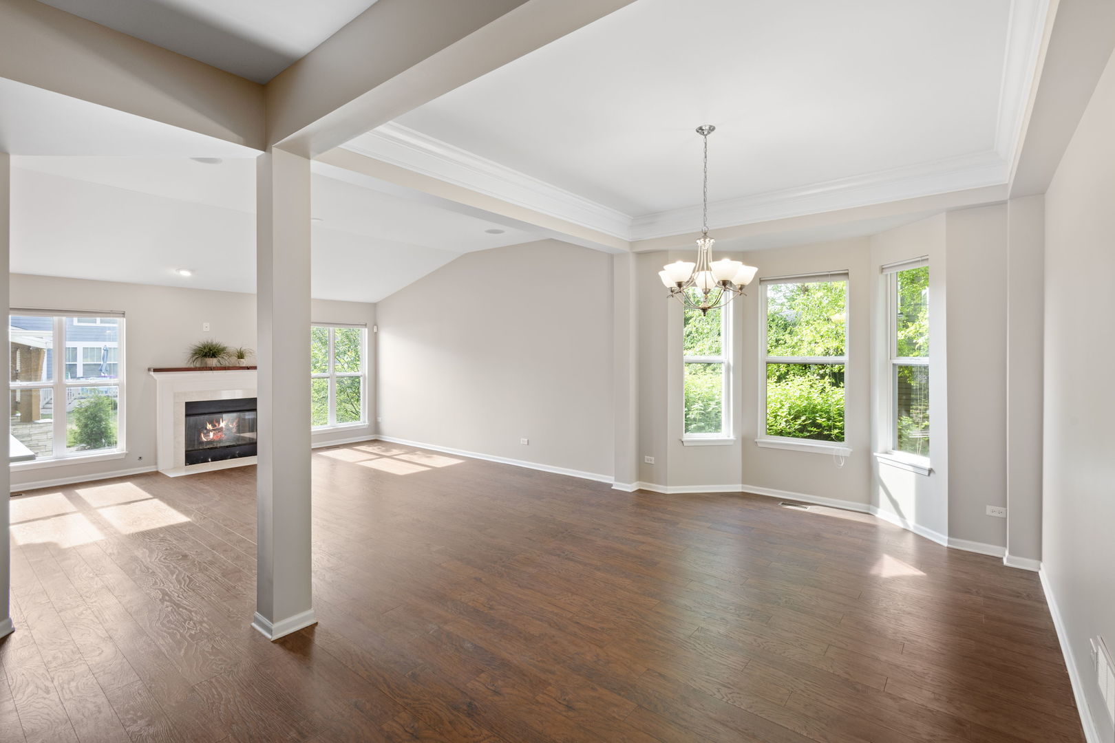 115 Clover Drive, Sugar Grove, IL 60554