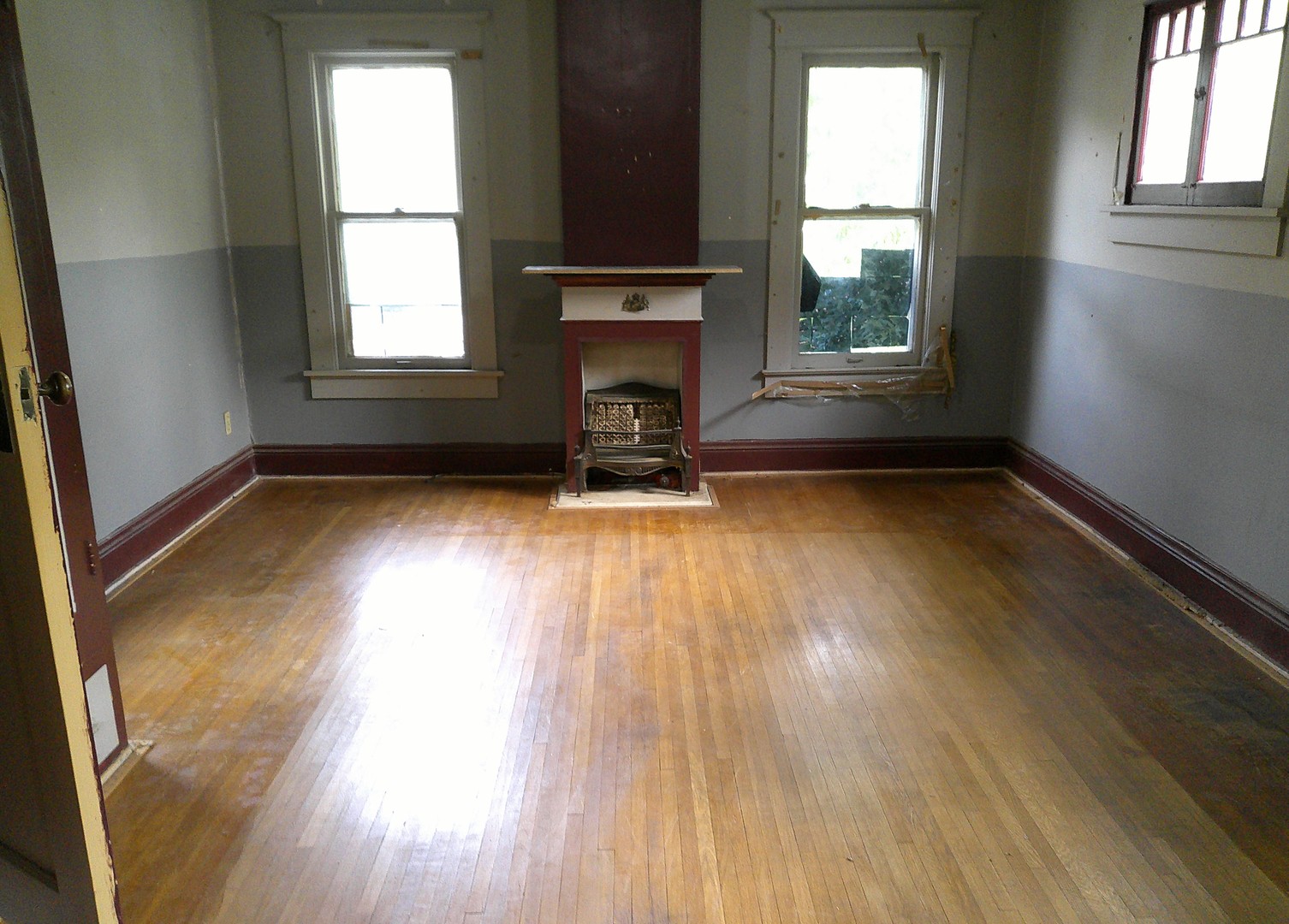 958 W William Street, Decatur, IL 62522